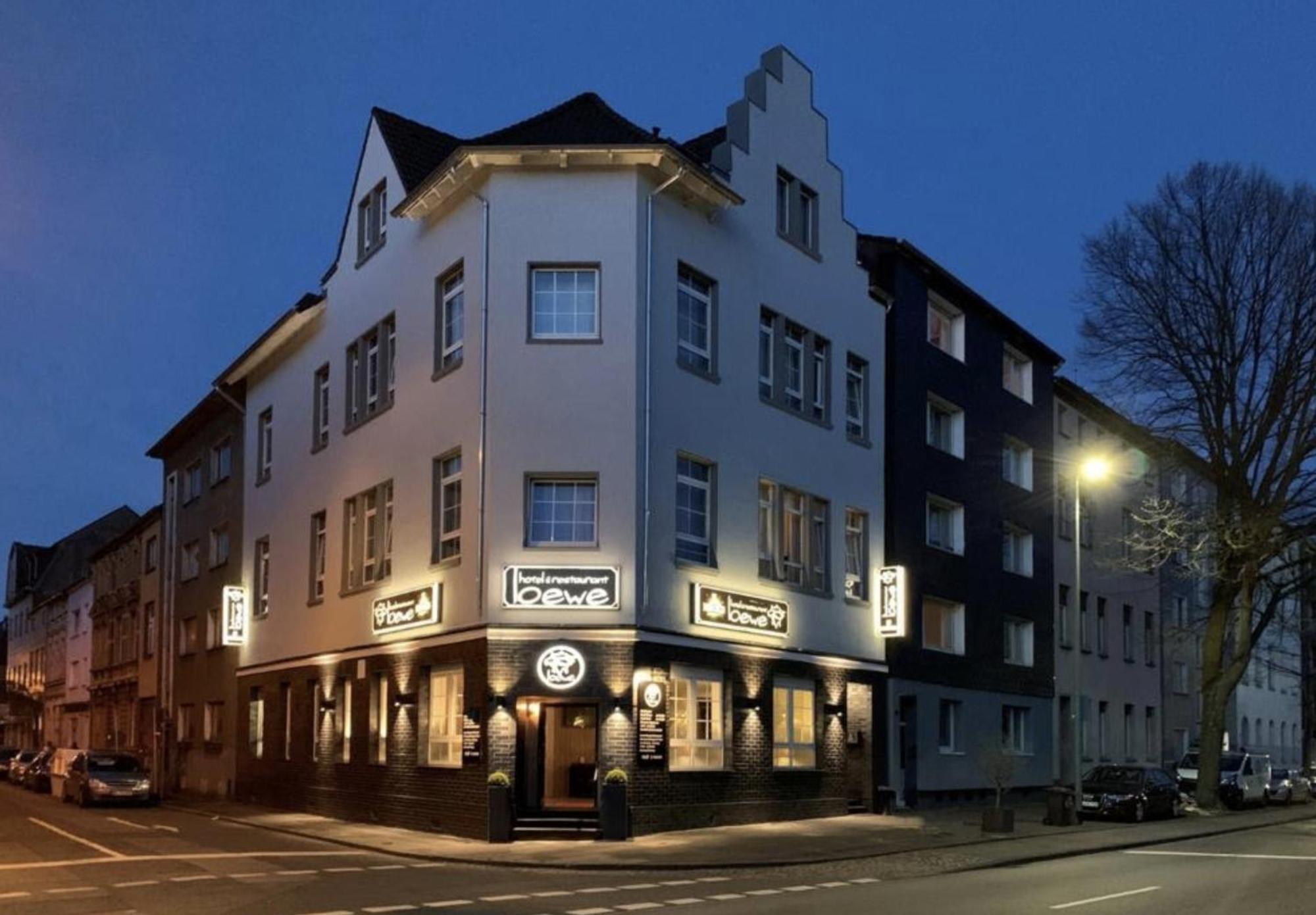 Hotel Restaurant Zum Loewen Duisburgo Esterno foto